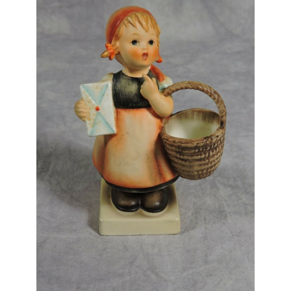 Hummel Figurine "Meditation" Girl With Basket 13/2/0